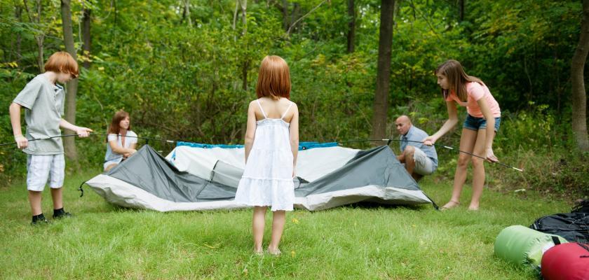Zu sehen ist das Bild 1 des Beitrags mit dem Thema: Camping mit Kindern