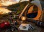 Zu sehen ist das Bild 1 des Beitrags mit dem Thema: 10 Dinge, die du bei der Campingausrüstung niemals vergessen solltest – Unverzichtbare Tipps für dein Outdoor-Abenteuer